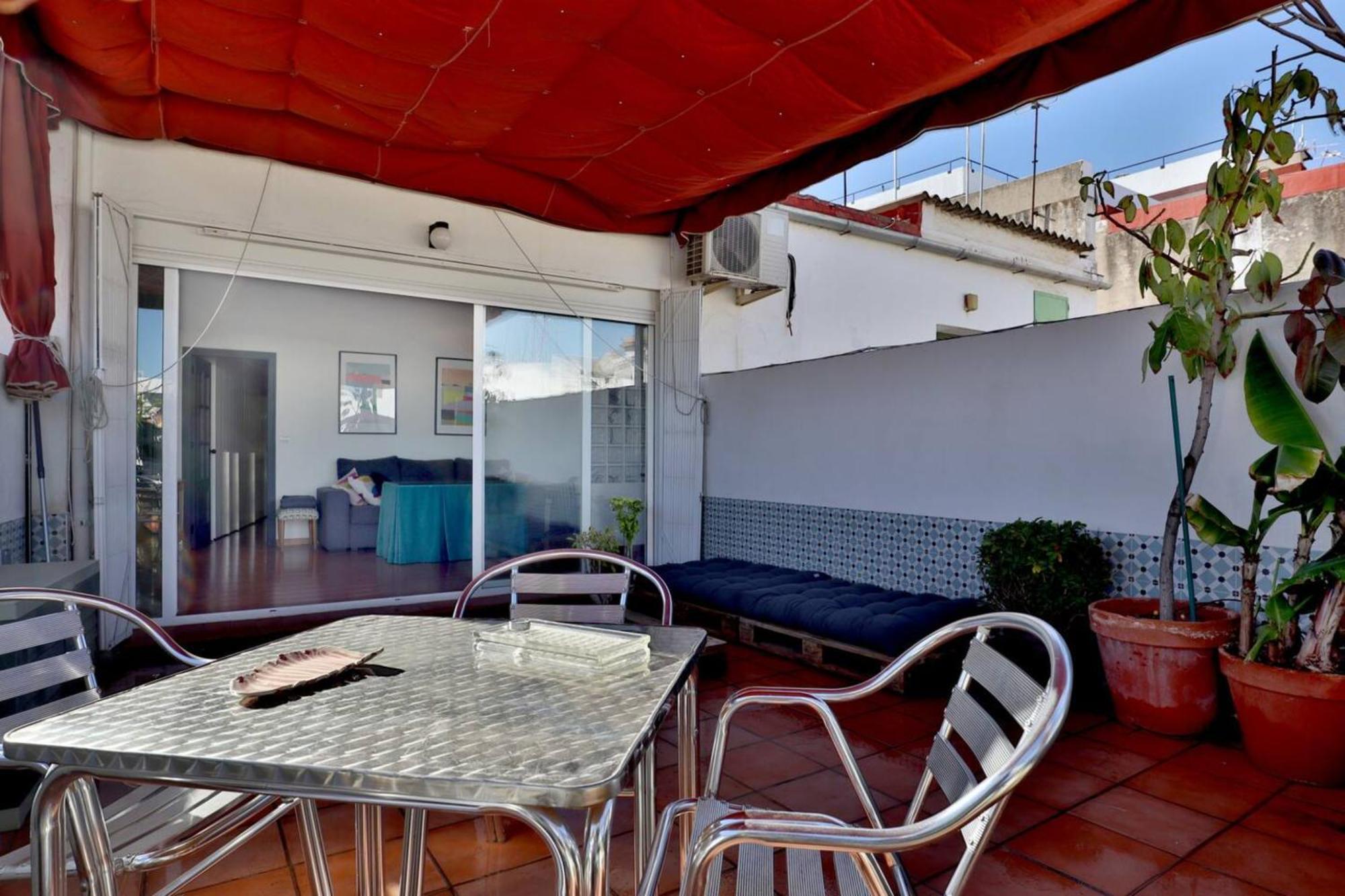 Atico Con Terraza En Pleno Centro Apartment